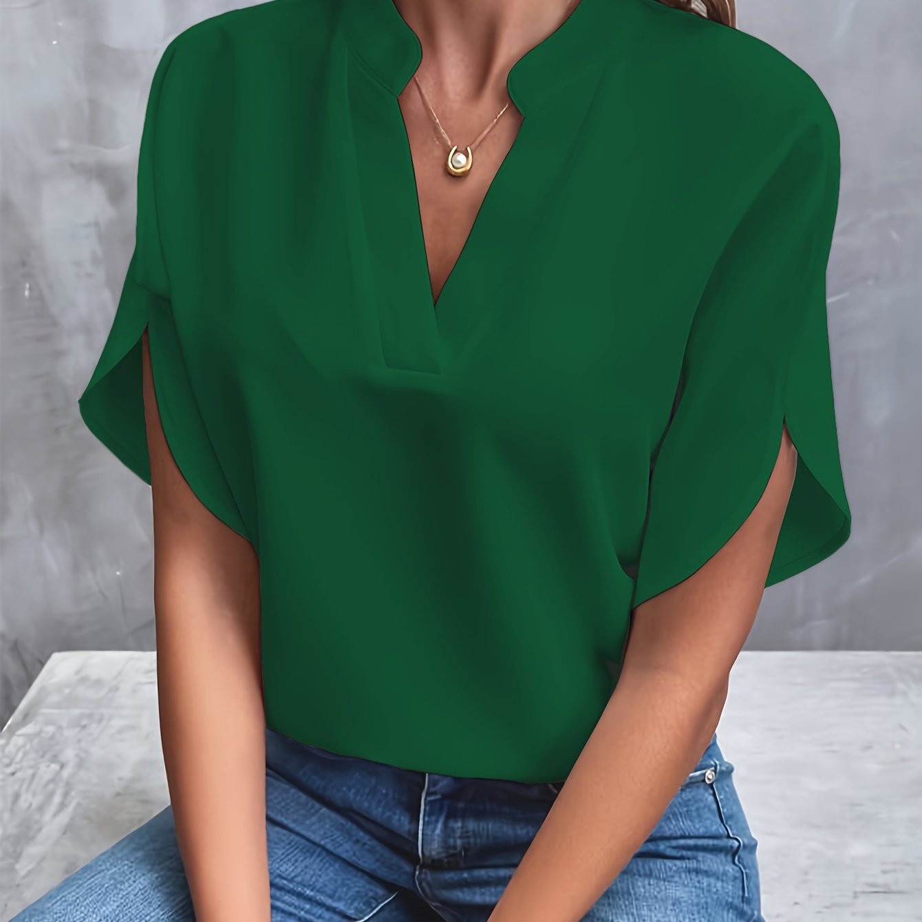 Britt™ | Elegant Blus